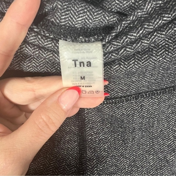 TNA Herringbone Size M Leggings - Picture 4 of 5